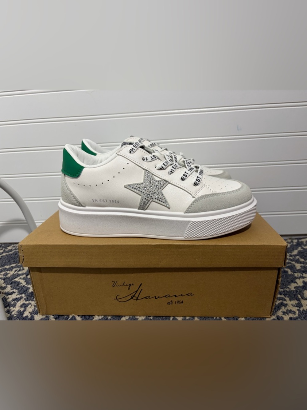 Vintage Havana White Platform Sneakers with Green Heel Tab